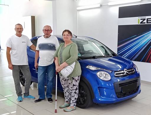Bild: August 2026: Herzlichen Glückwunsch Familie Schöps zu Ihrem neuen Auto.
